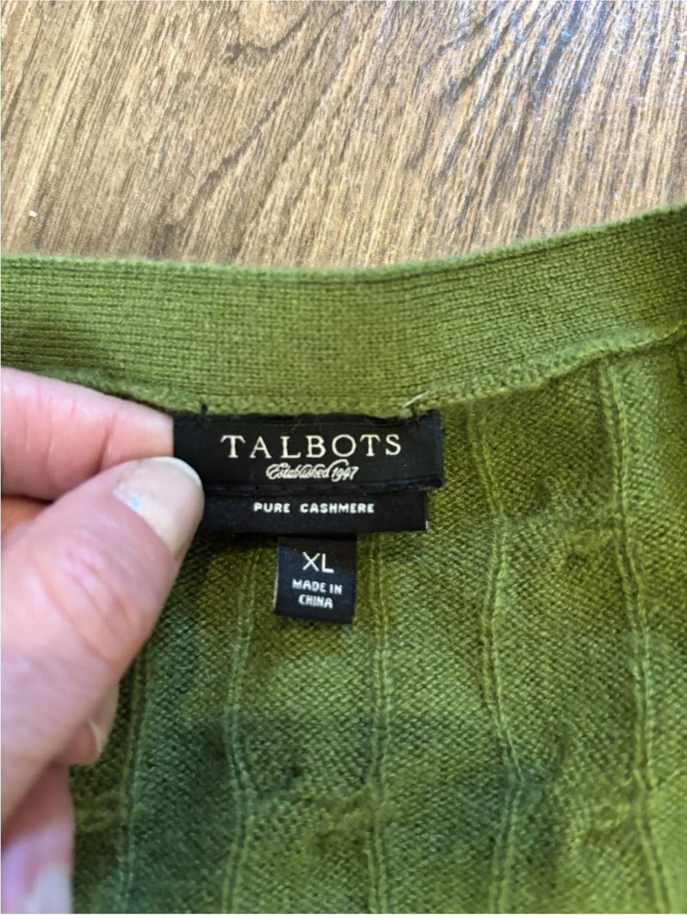 Talbots 100% Cashmere Cable Knit Cardigan XL Green Sweater - Picture 5 of 8